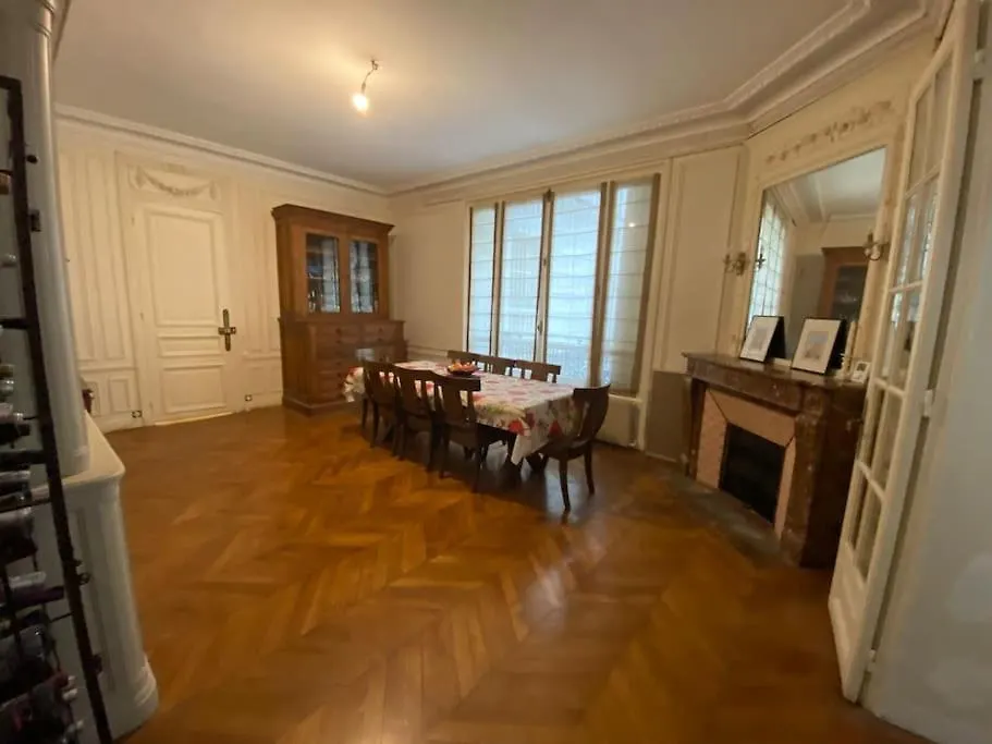 Apartment Paris - Appartement - 16Eme